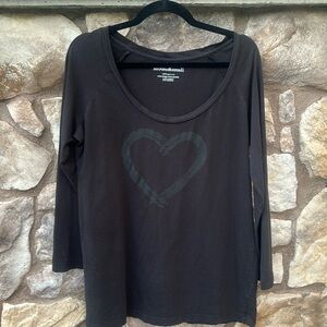 Norma Kamali Black Long Sleeve T-shirt Heart Graphic Organic Cotton Size XL